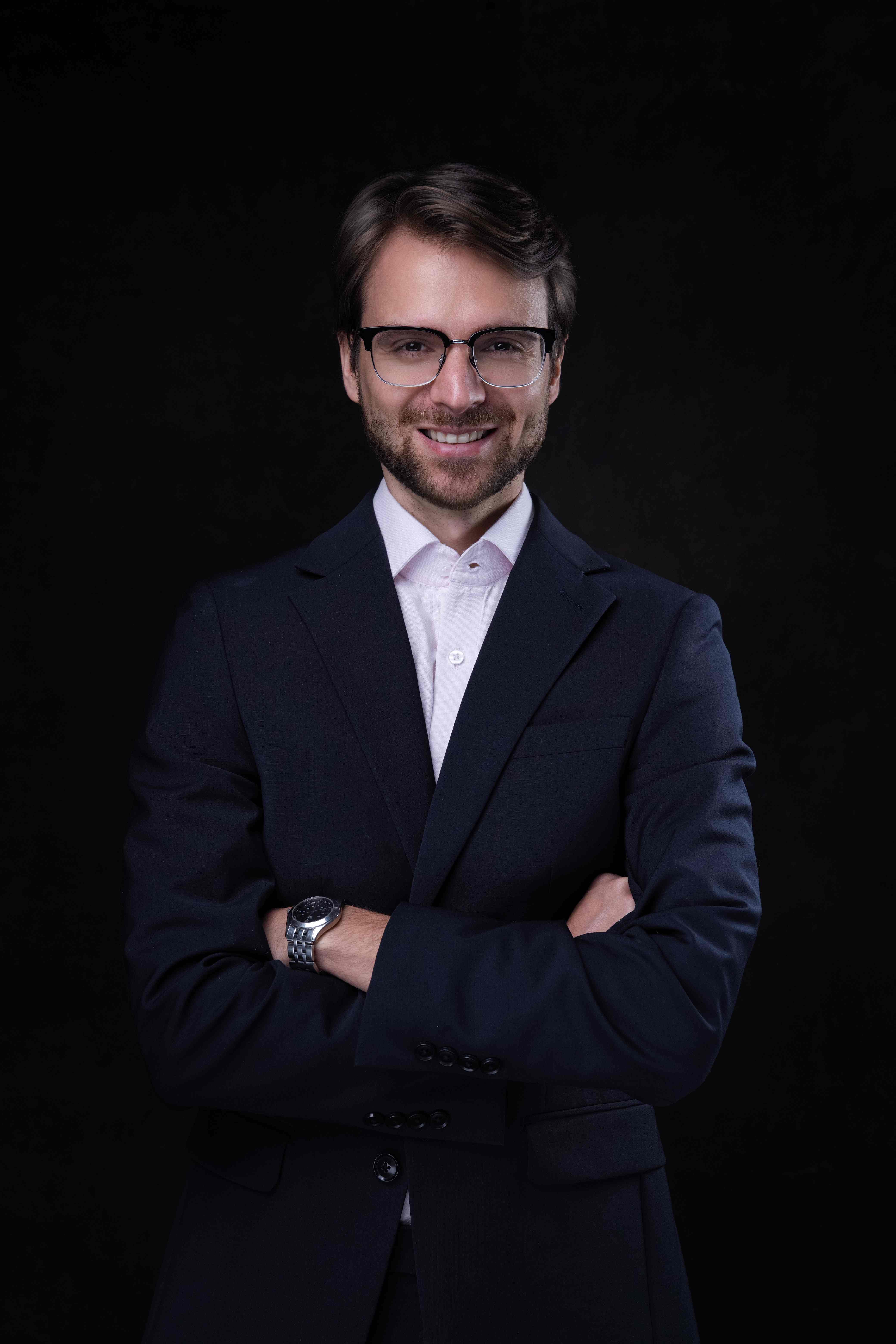 Dr. Luís Novaes - Médico especialista em saúde masculina